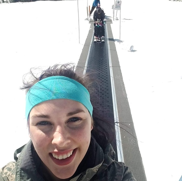 Meet your Posher, Reneé - Picture 2 of 3